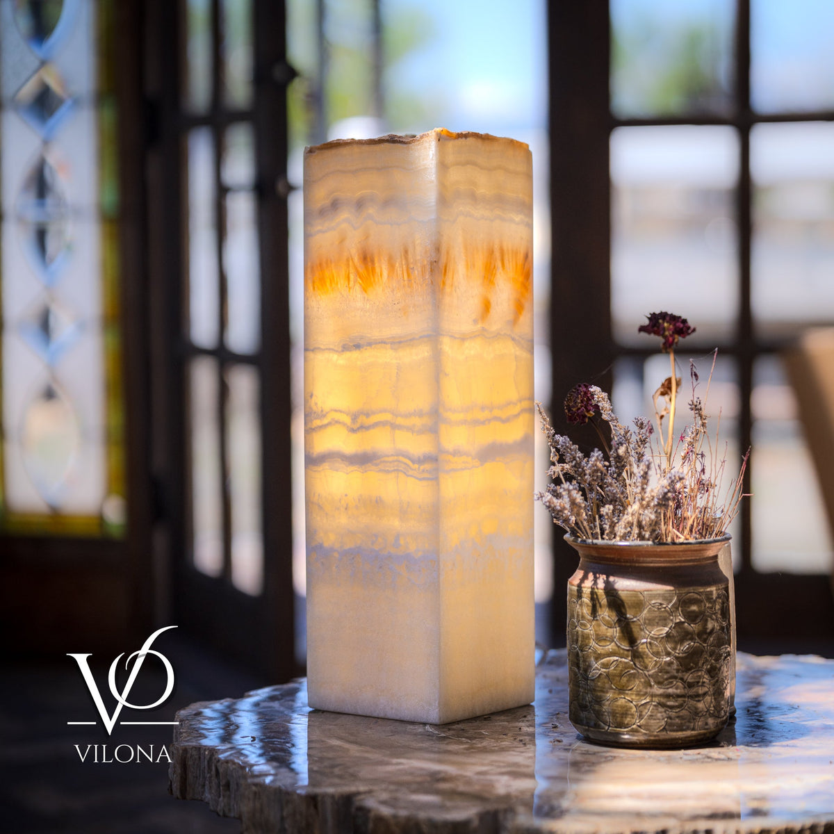 Golden Cloud Onyx Square Table Lamp – 20"x6"x6" Handcrafted Natural Stone | ESVILA