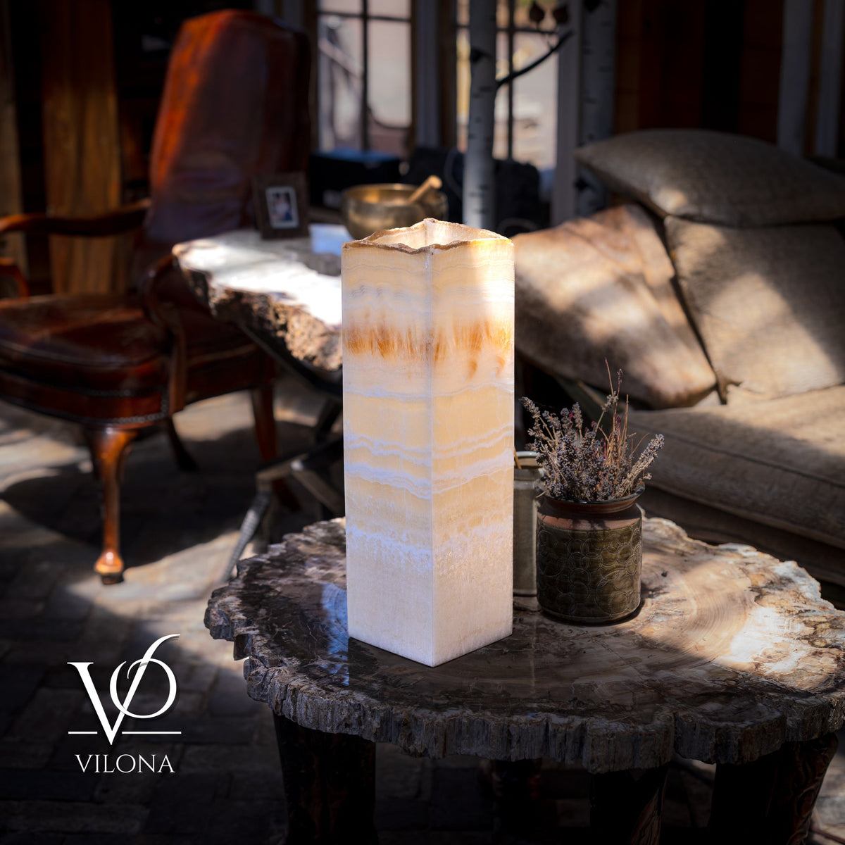 Golden Cloud Onyx Square Table Lamp – 20"x6"x6" Handcrafted Natural Stone | ESVILA