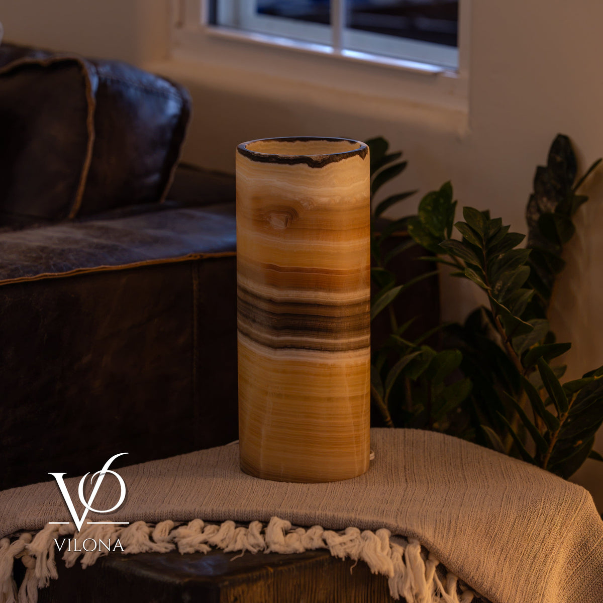 Honeycomb Onyx Table Lamp – 12"x4.5" Single, Handcrafted Natural Stone | ESVILA
