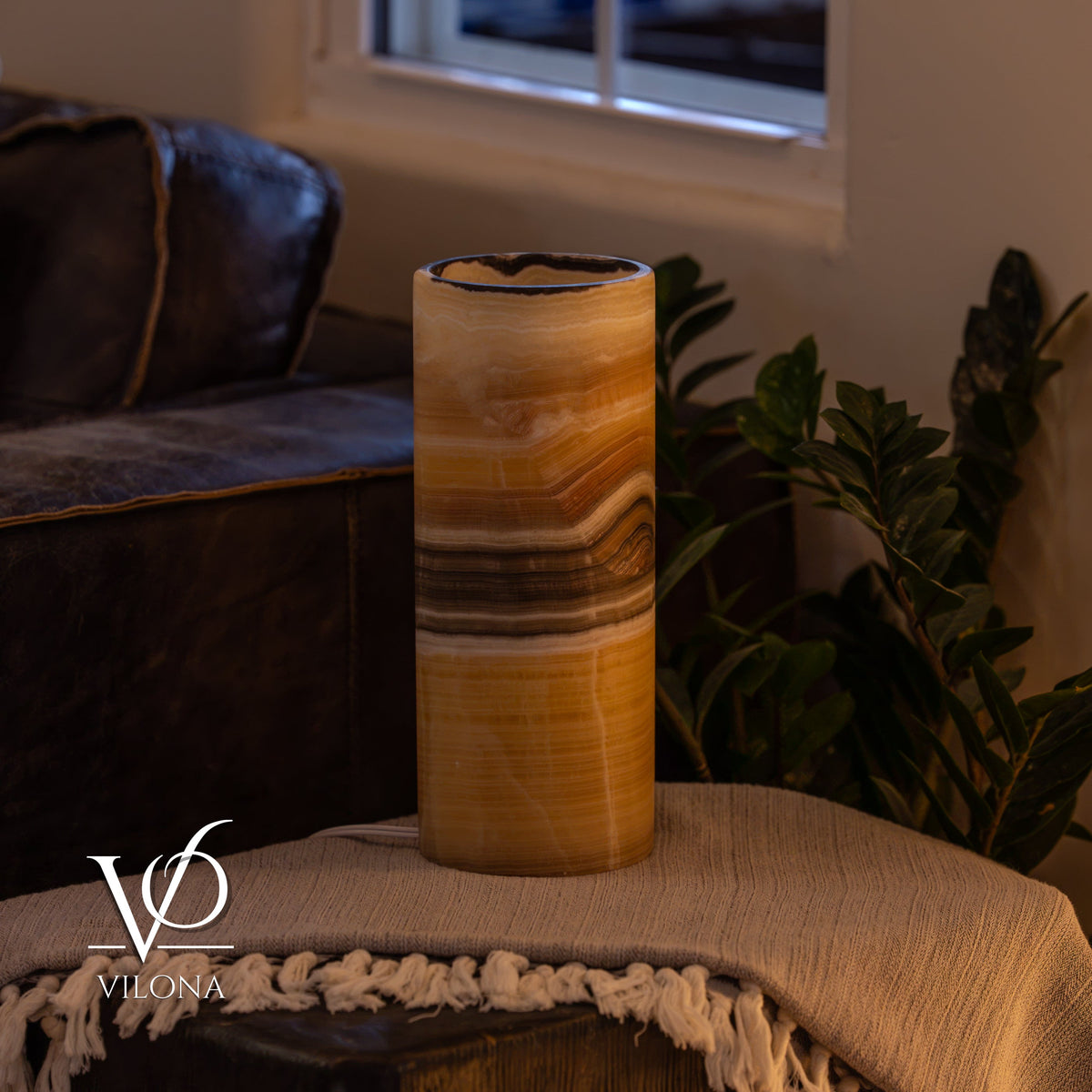 Honeycomb Onyx Table Lamp – 12"x4.5" Single, Handcrafted Natural Stone | ESVILA