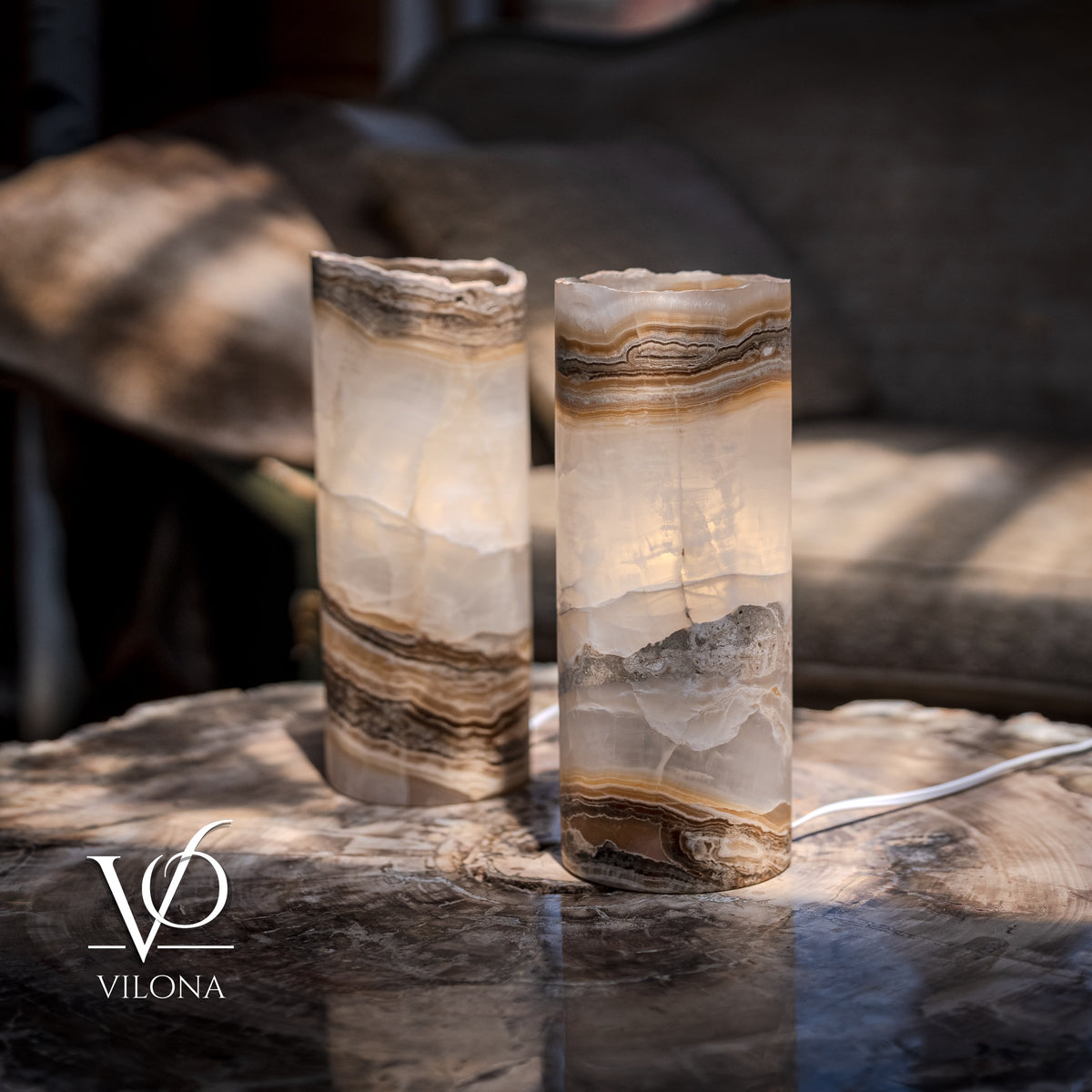 White Ice Onyx Live Edge Table Lamp Pair – 12"x4.5" Handcrafted Natural Stone | ESVILA