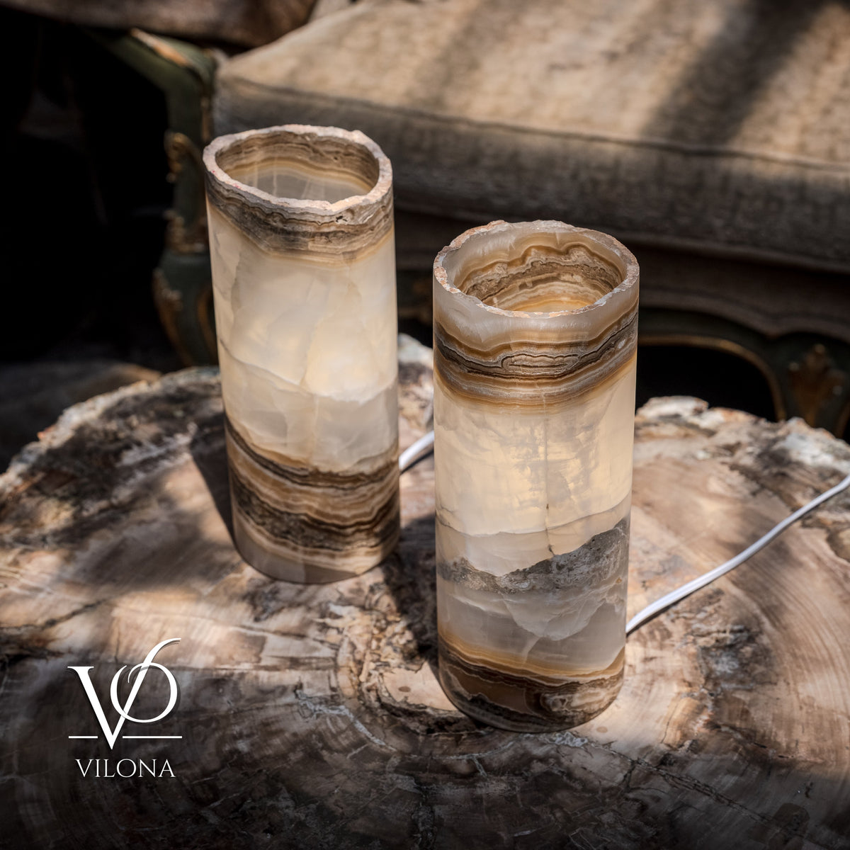 White Ice Onyx Live Edge Table Lamp Pair – 12"x4.5" Handcrafted Natural Stone | ESVILA