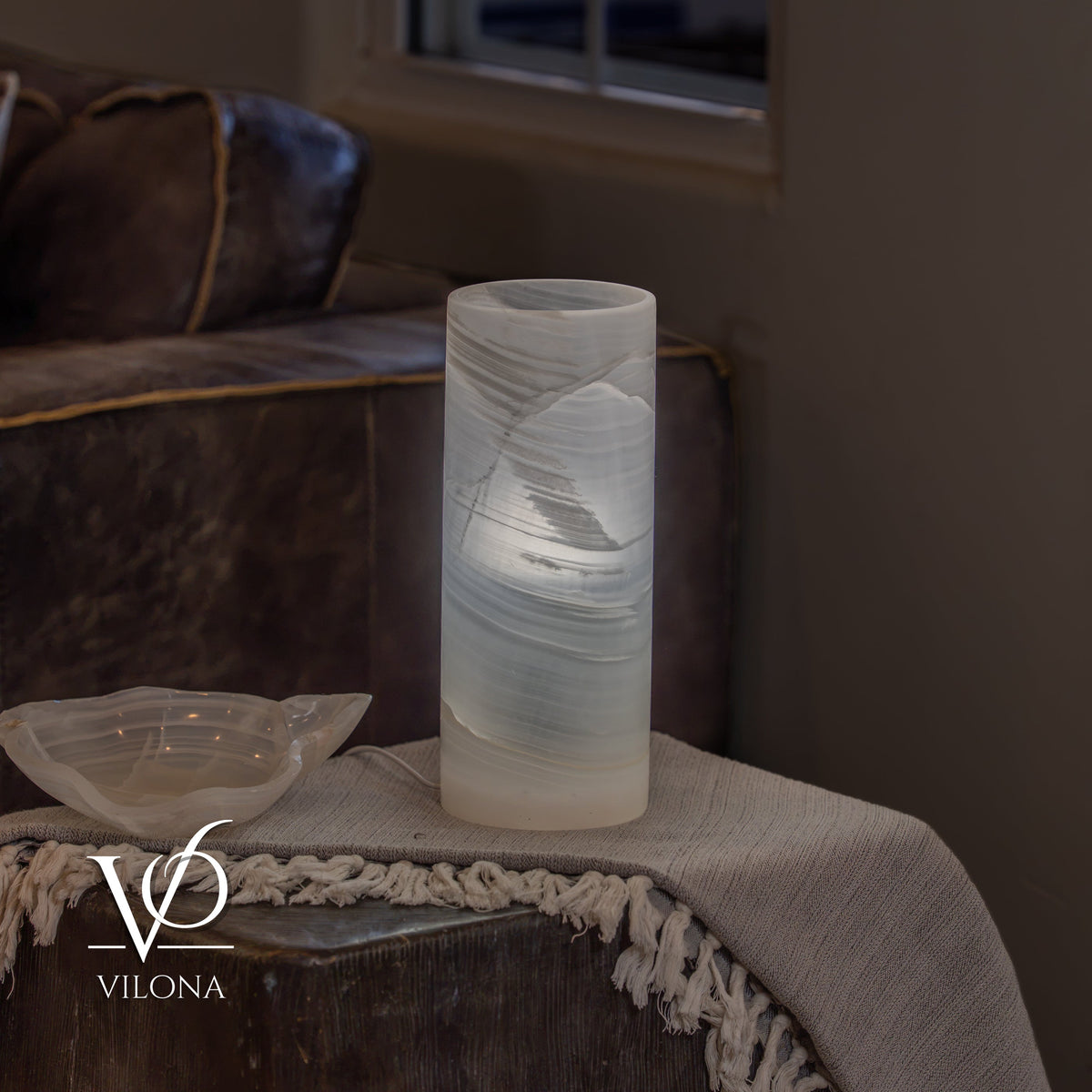 White Ice Onyx Table Lamp – 12"x4.5" Single, Handcrafted Natural Stone | ESVILA