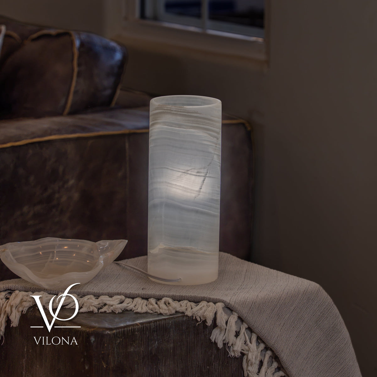 White Ice Onyx Table Lamp – 12"x4.5" Single, Handcrafted Natural Stone | ESVILA