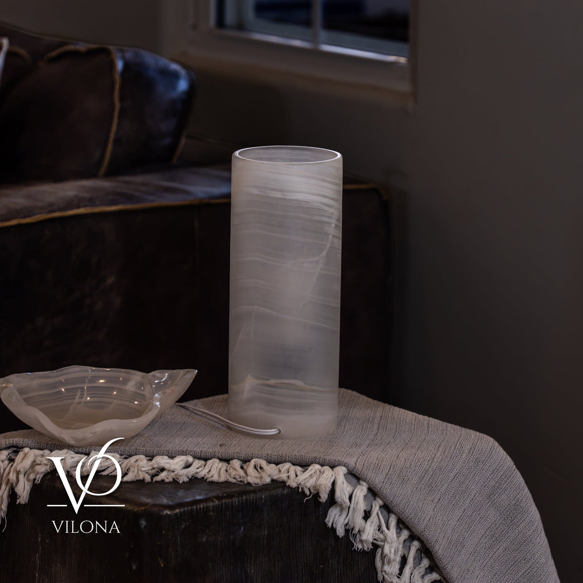 White Ice Onyx Table Lamp – 12"x4.5" Single, Handcrafted Natural Stone | ESVILA