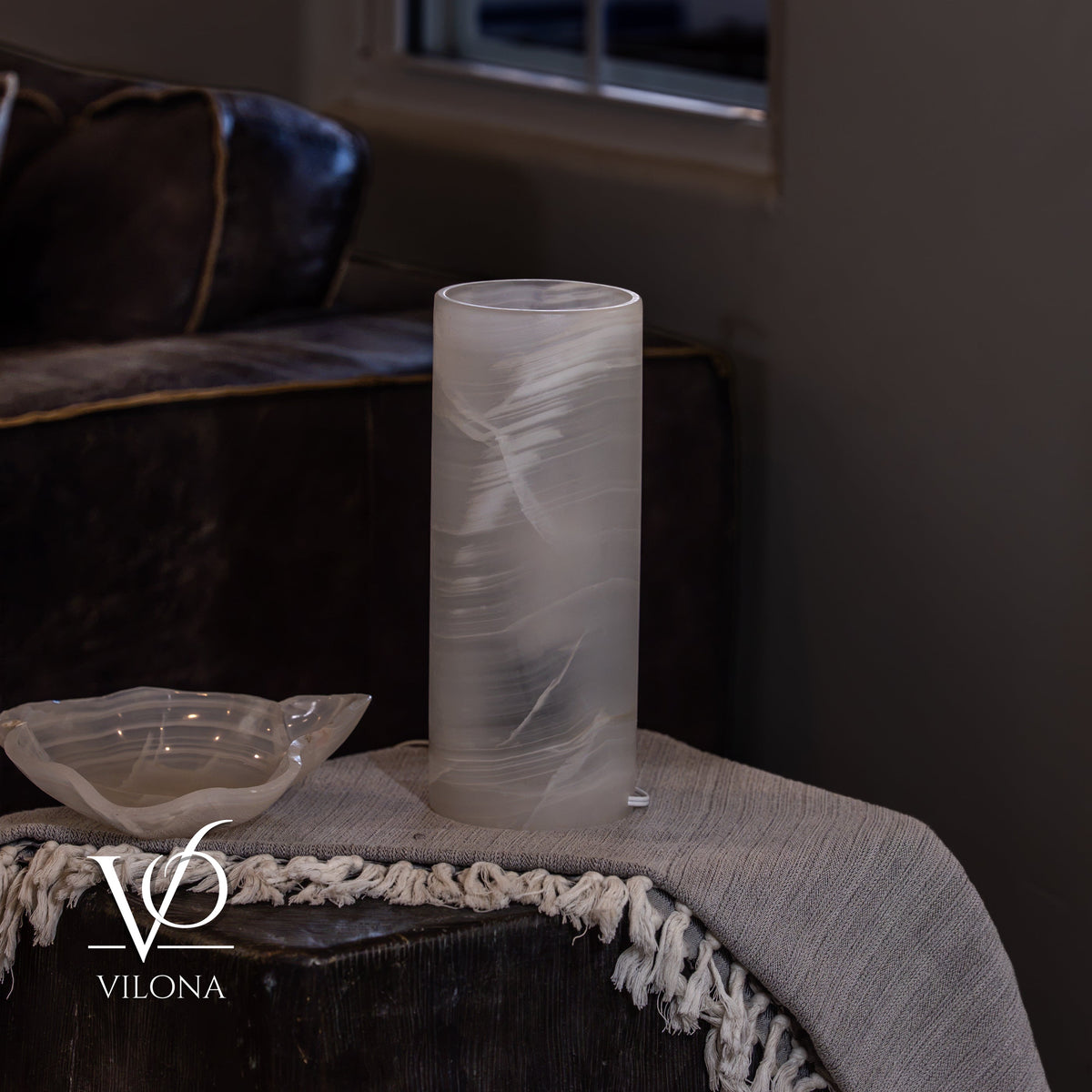White Ice Onyx Table Lamp – 12"x4.5" Single, Handcrafted Natural Stone | ESVILA