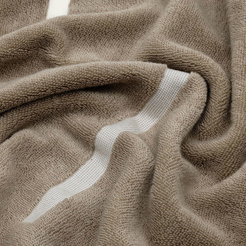 Australian Cotton Bath Towel – 600 GSM, Sorrel | ESVILA