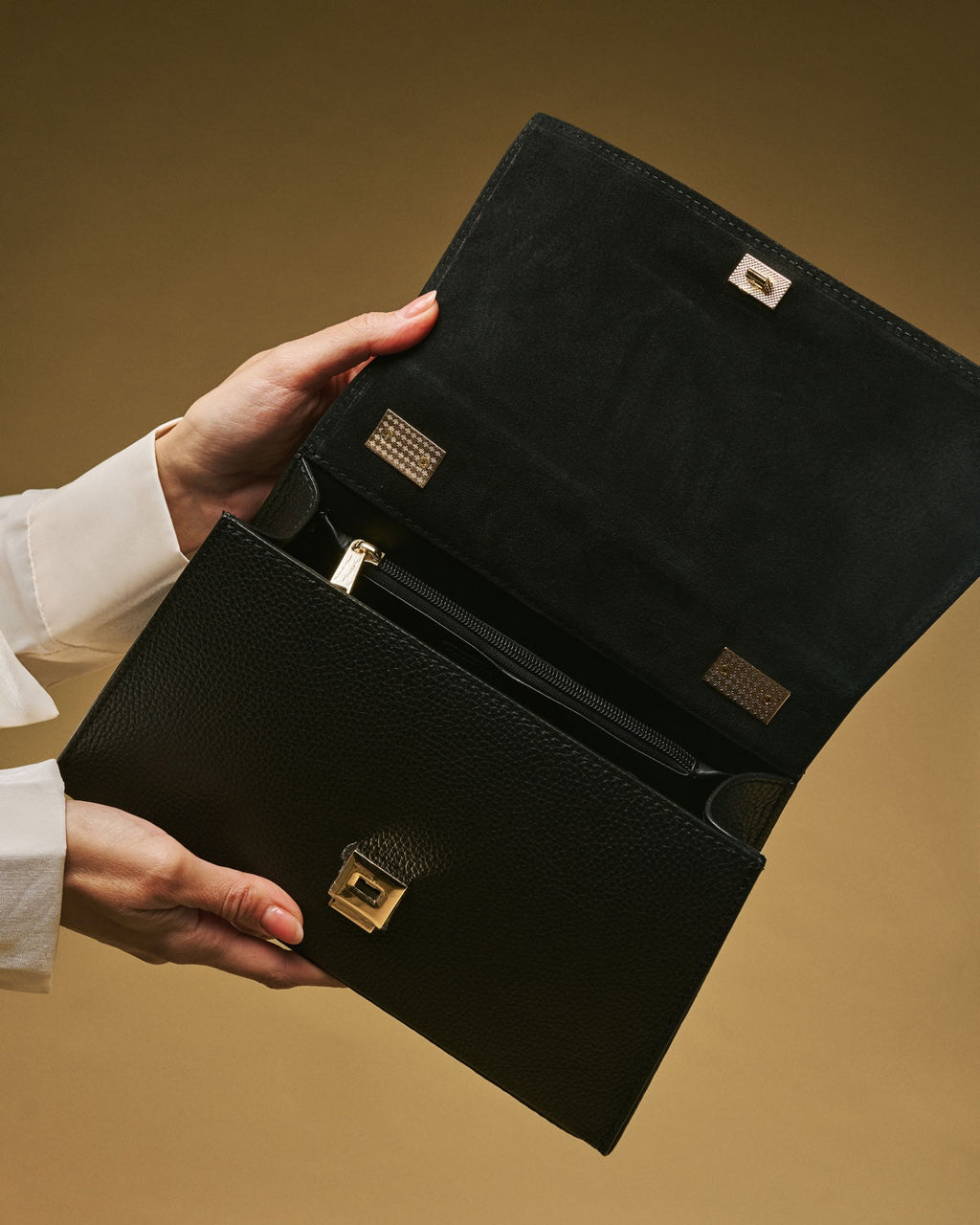Federica Crossbody Bag in Black | Italian Calf Leather, Handmade in Italy