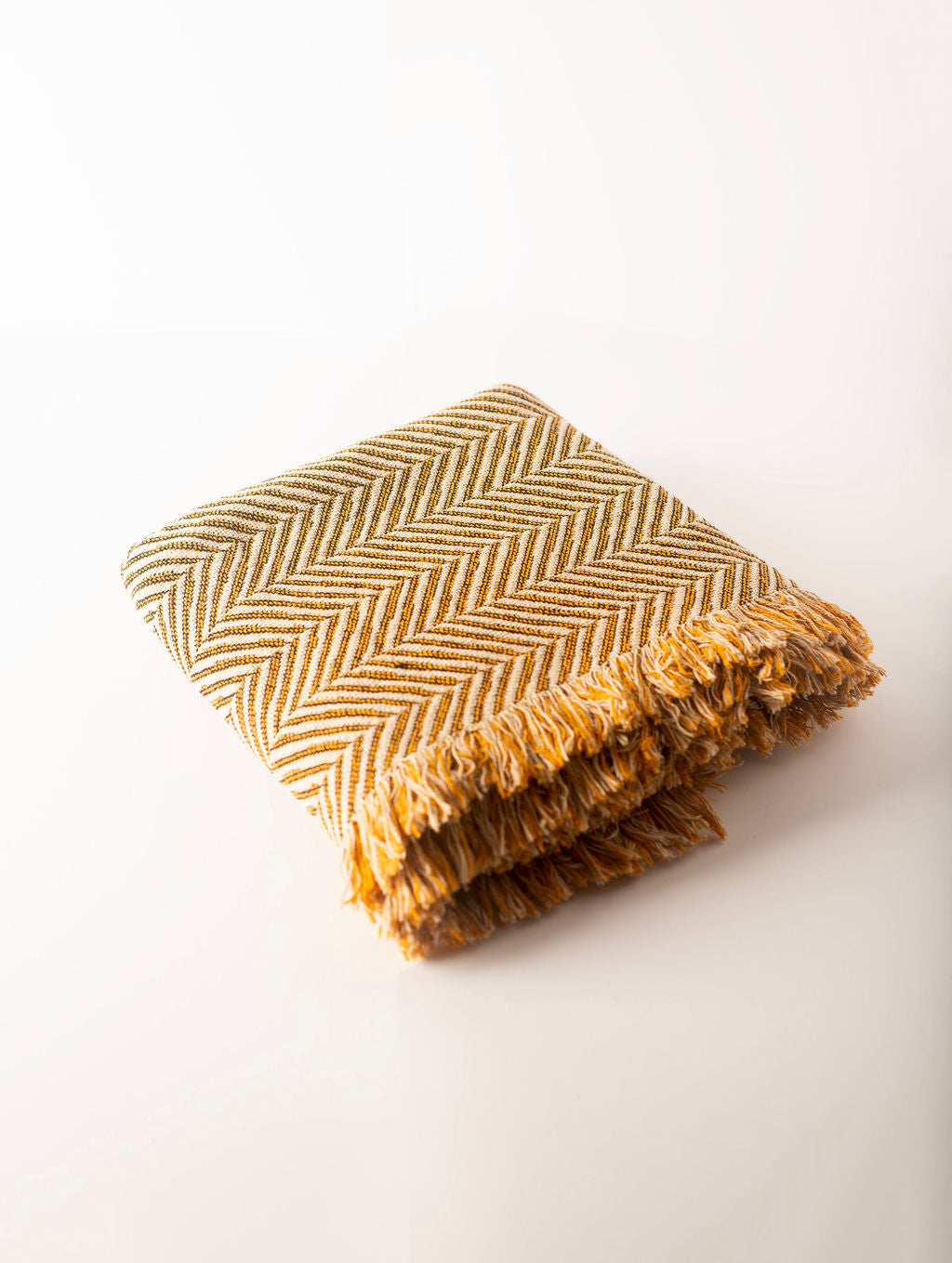 Henry Goldenrod Herringbone Jacquard Cotton Throw 50x70" – Made in USA | ESVILA