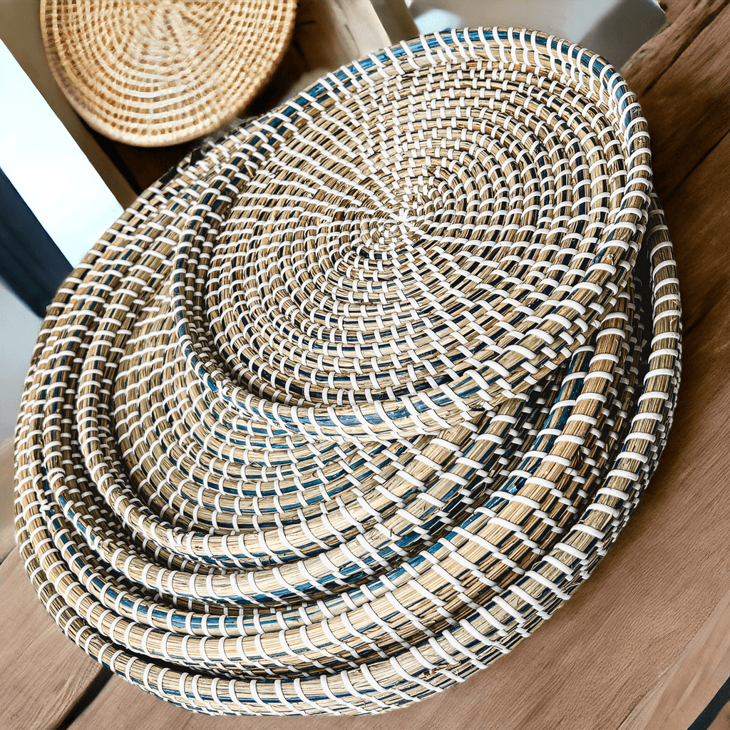 Weave handwoven natural seagrass tray