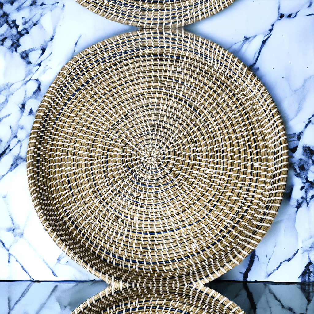 Weave handwoven natural seagrass tray