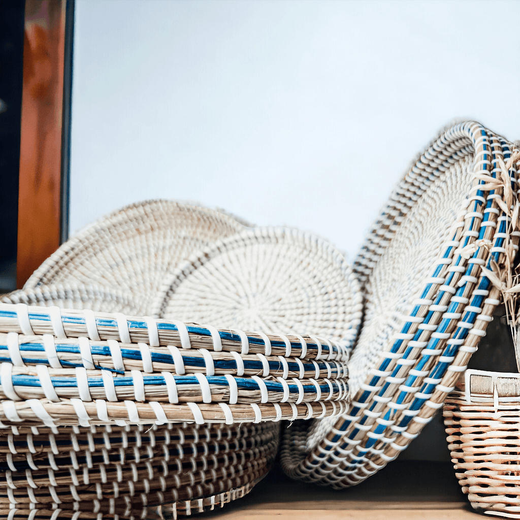 Weave handwoven natural seagrass tray