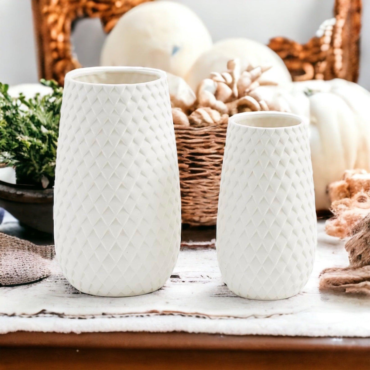Diamond textured ceramic vase in pure white dolomite