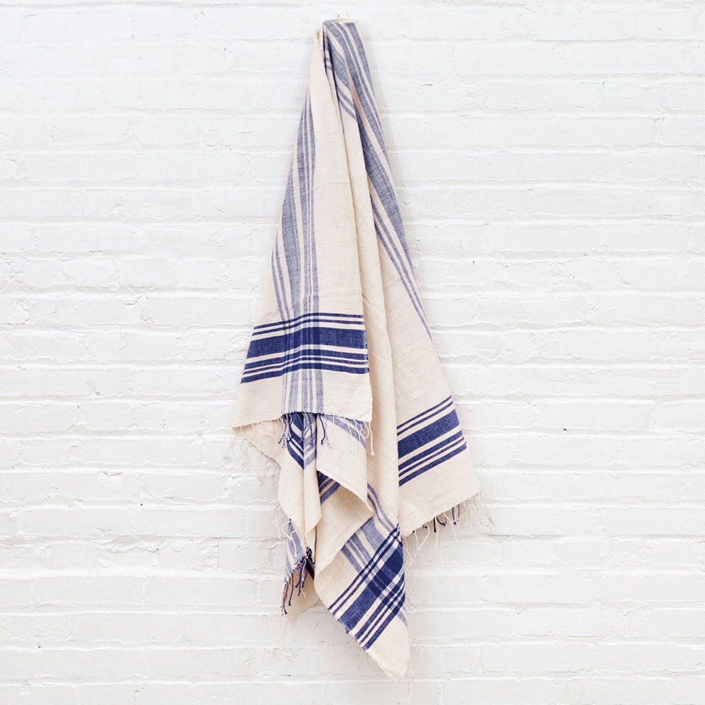 Cabin Hatch Handwoven Cotton Towel 38x72" – Farmhouse Style | ESVILA
