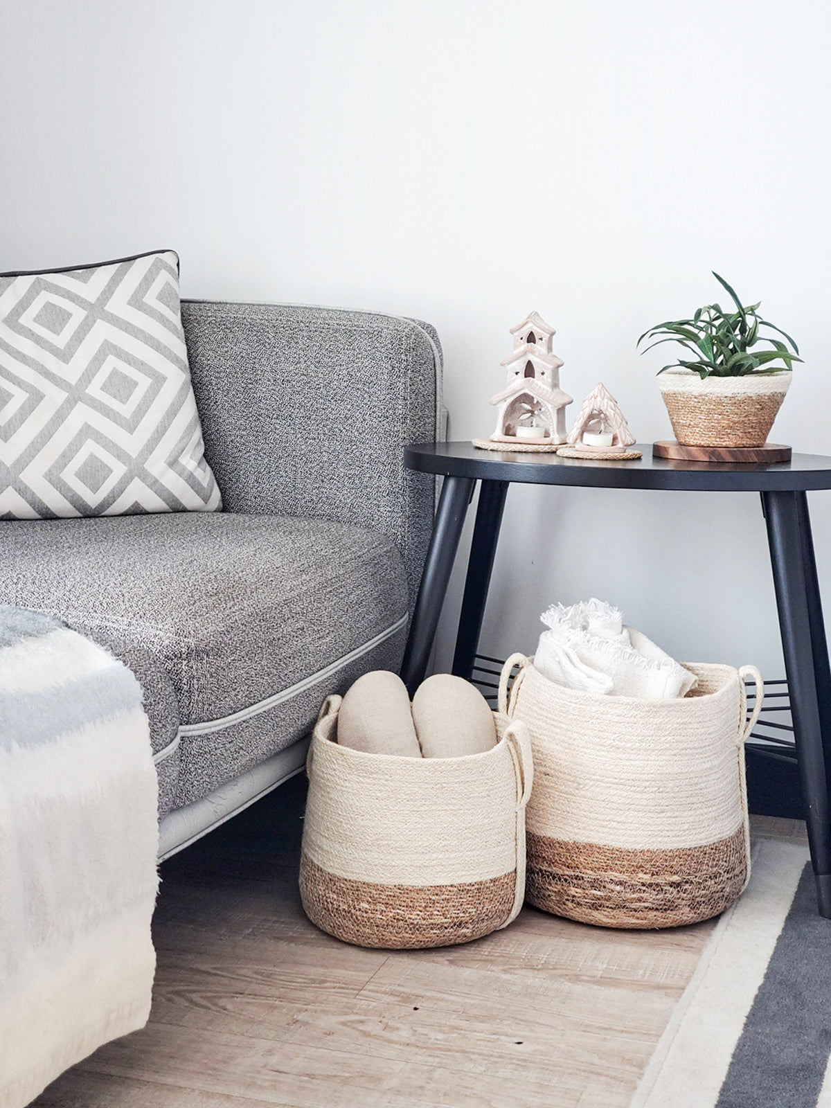 Savar handwoven jute and seagrass basket with side handle