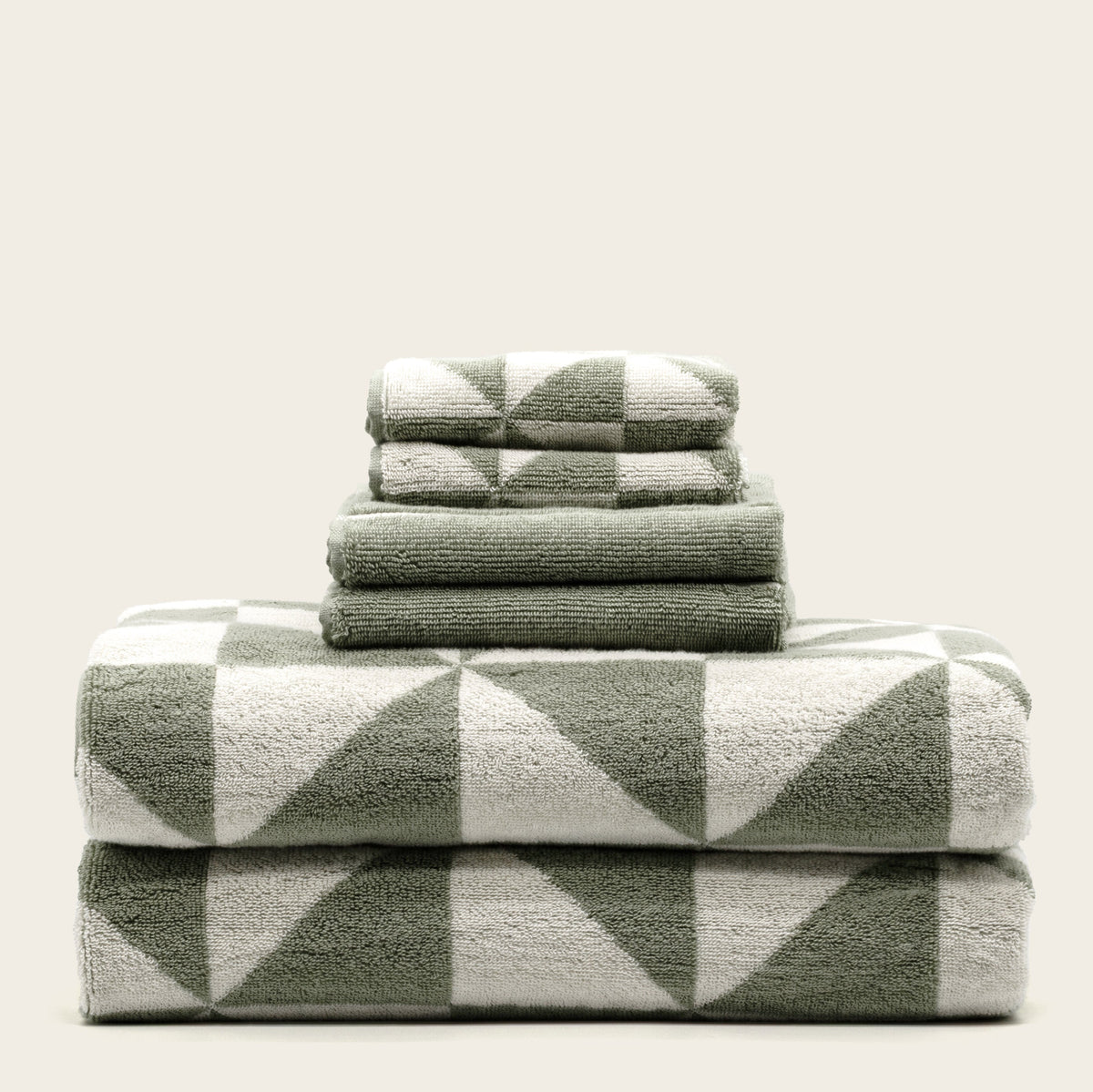 Australian Cotton Bath Towel – 600 GSM, Deia | ESVILA