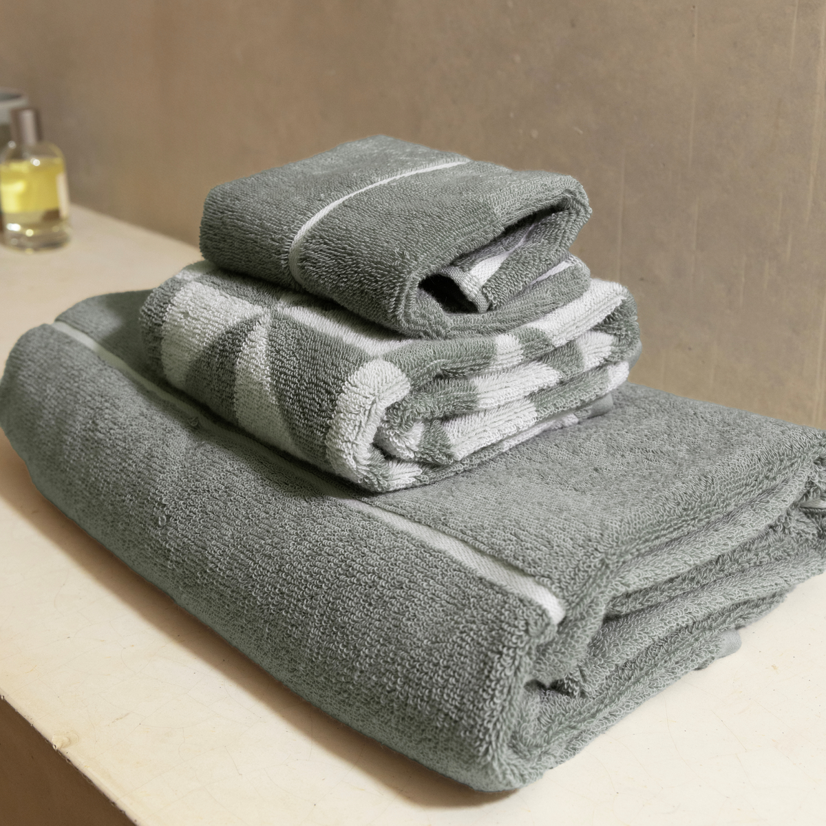 Australian Cotton Bath Towel – 600 GSM, Deia | ESVILA