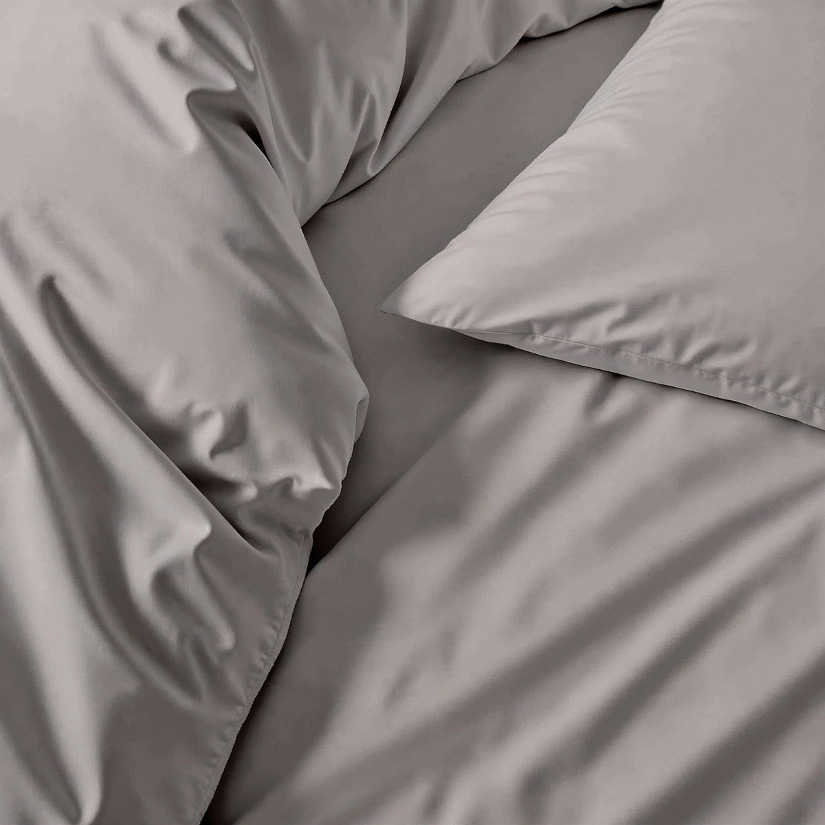 Luxe Australian Sateen Bedding Bundle – 400 TC | ESVILA