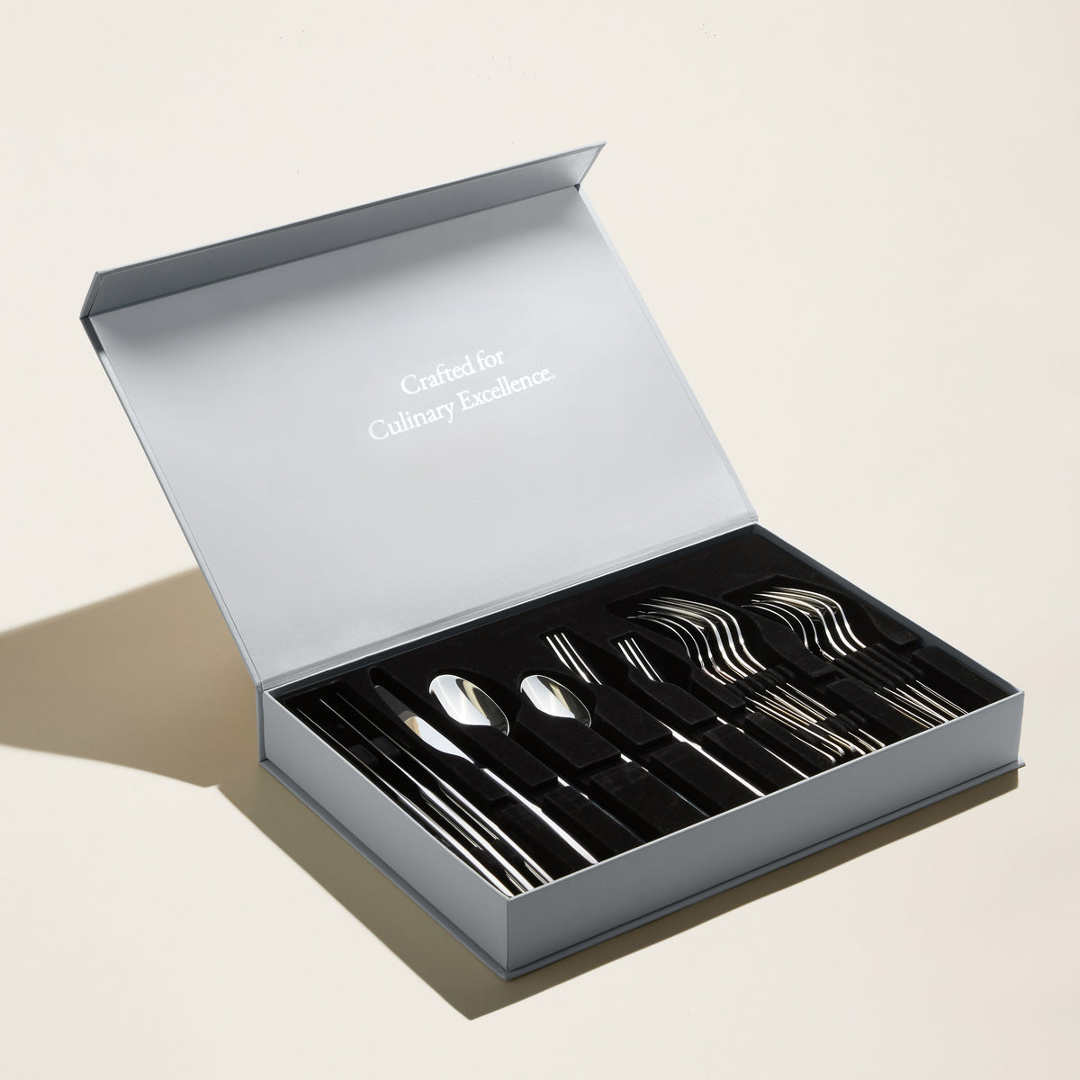 Premium Flatware Set – 18/10 Stainless Steel, Service for 4 | ESVILA
