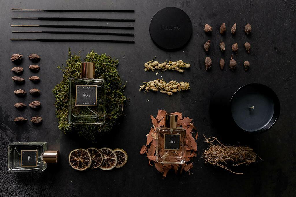 No. 1 – Bois Sacré Eau de Parfum | Oud, Incense & Cardamom | ESVILA