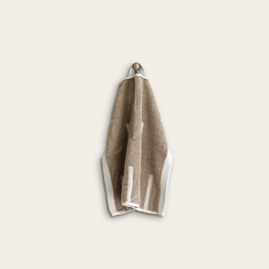 Australian Cotton Bath Towel – 600 GSM, Sorrel | ESVILA