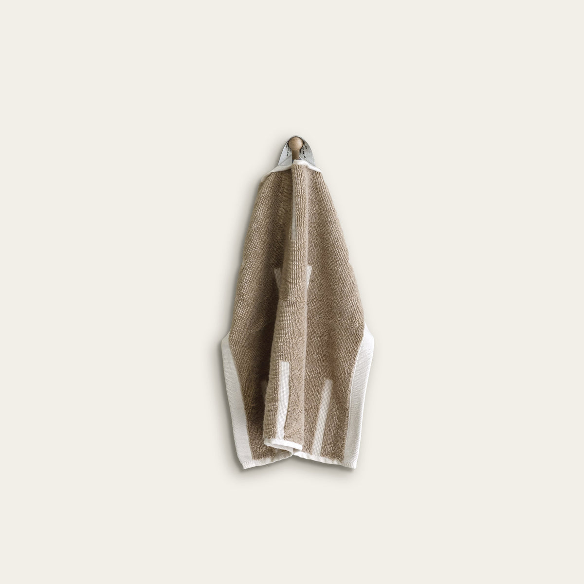 Australian Cotton Bath Towel – 600 GSM, Sorrel | ESVILA
