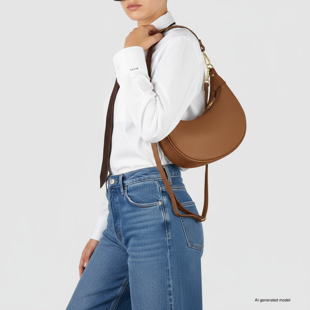 Italian full-grain leather shoulder bag Verona in black