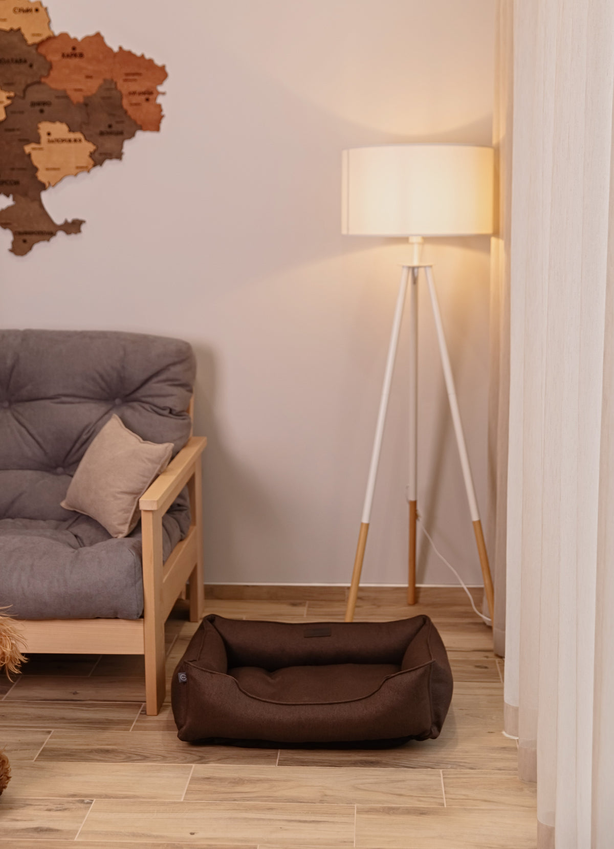 Brown cotton sleeper dog bed